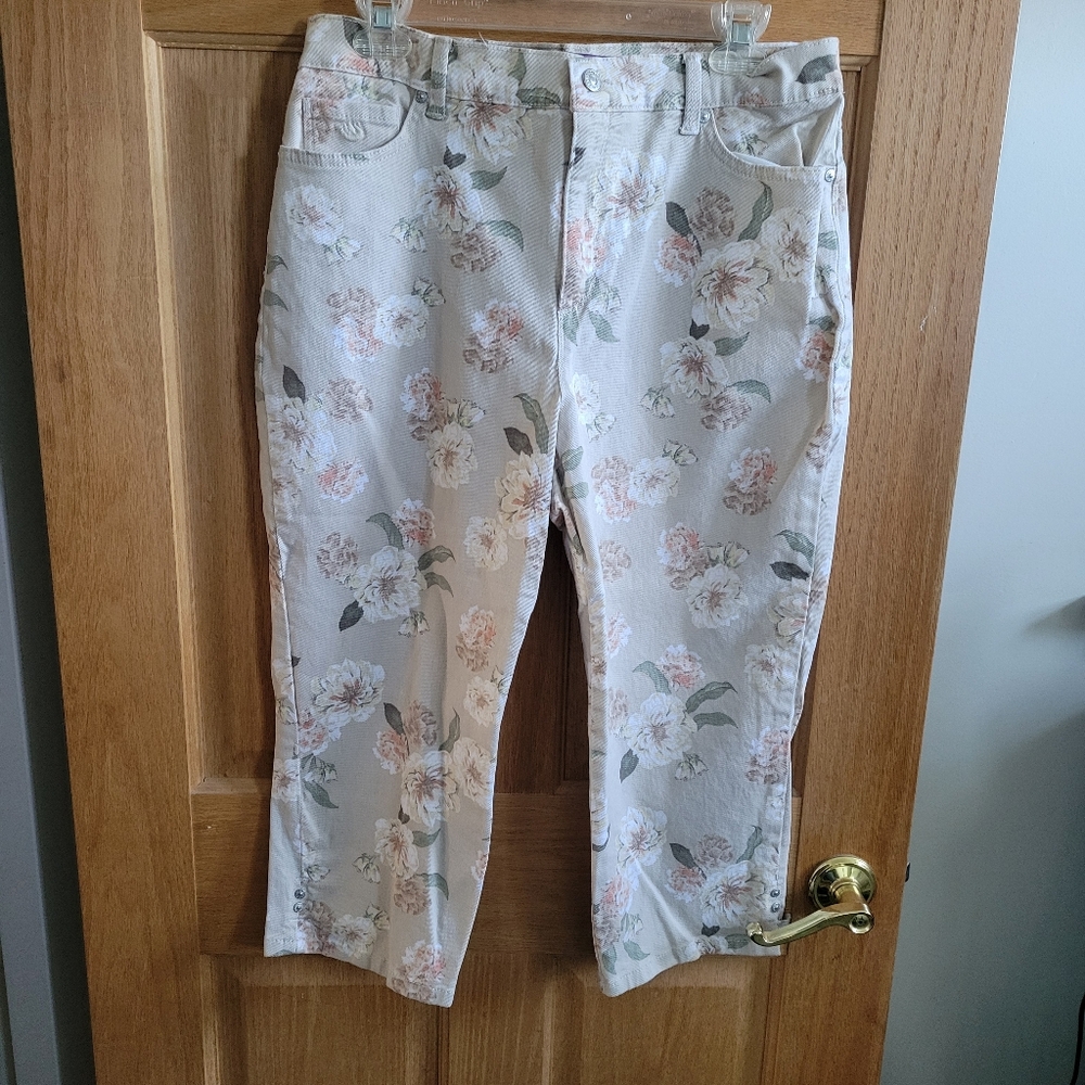Gloria Vanderbilt Floral Women's Jeans